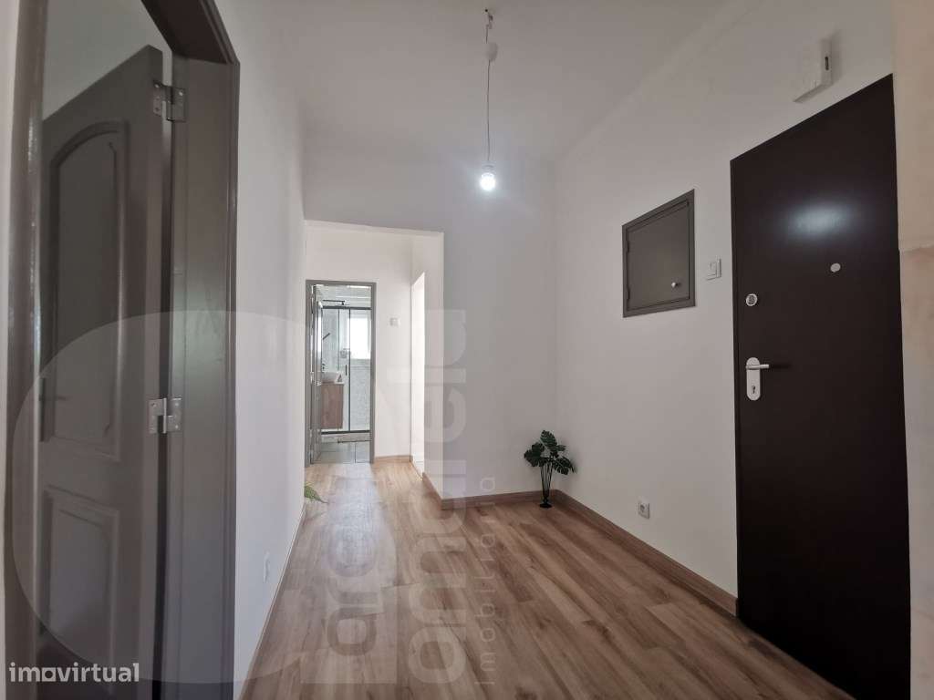 Apartamento T2 Torre da Marinha, Seixal - Grande imagem: 2/6