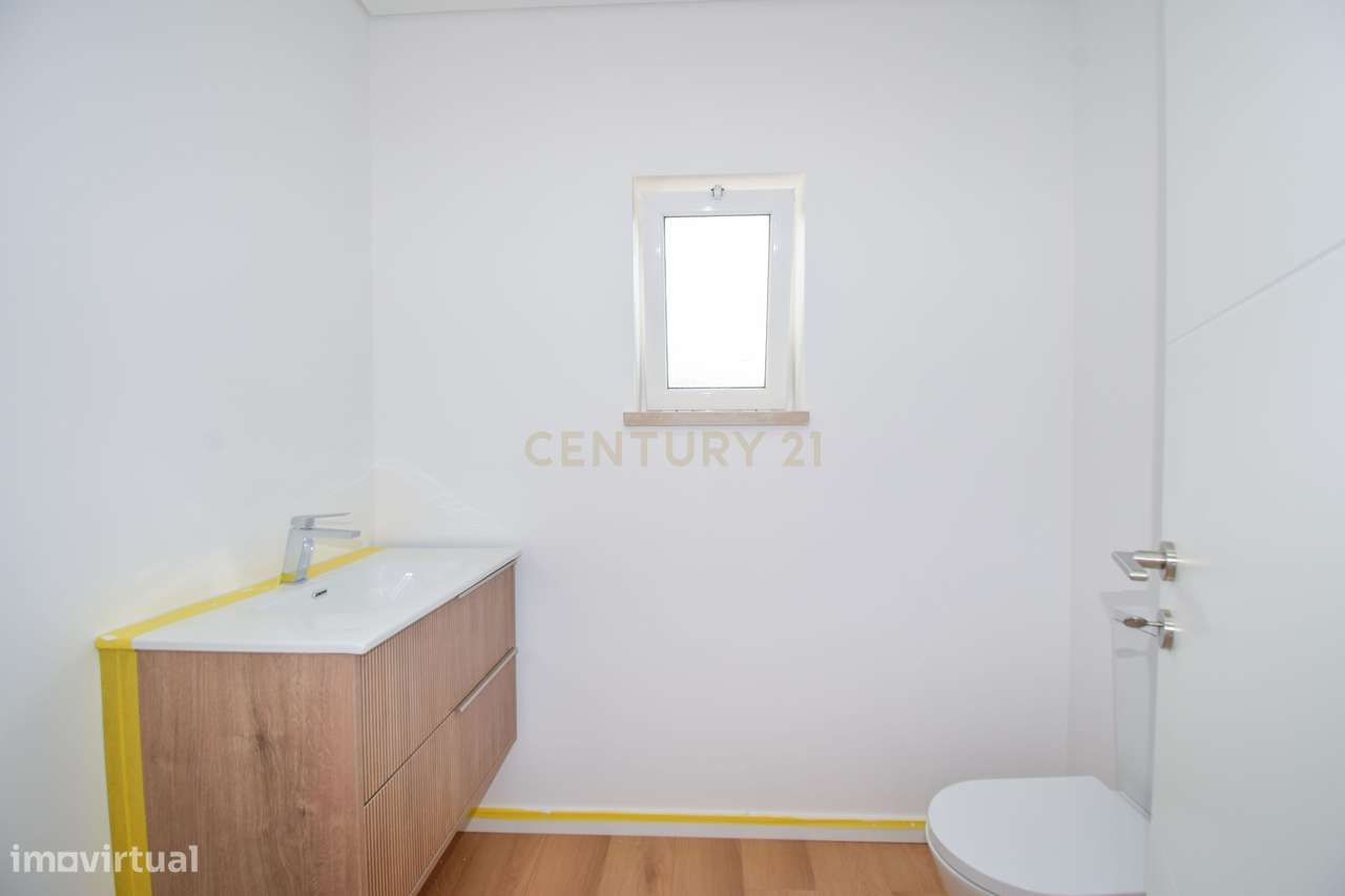 Moradias Condomínio fechado Belas Garden  T2+1 e T3+1-7