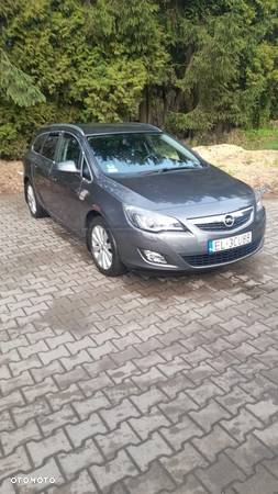 Opel Astra IV 1.4 T Sport - 1