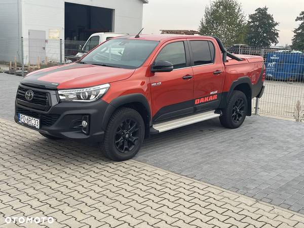 Toyota Hilux - 1