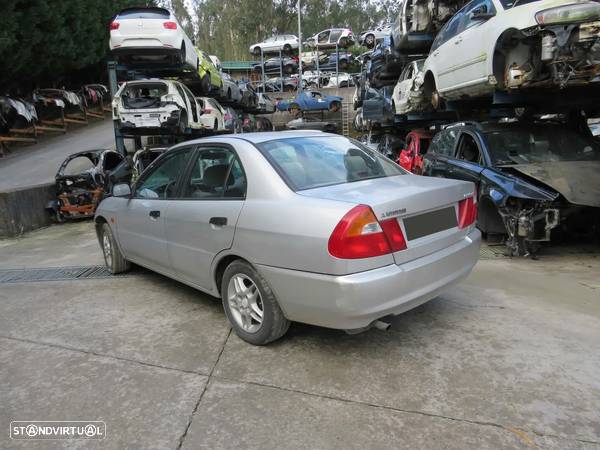 Mitsubishi Lancer VI 1.3 (75cv) de 2000 - Peças Usadas (8144) - 3