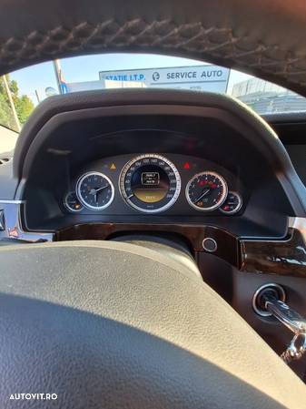 Mercedes-Benz E 200 CGI BlueEfficiency - 14