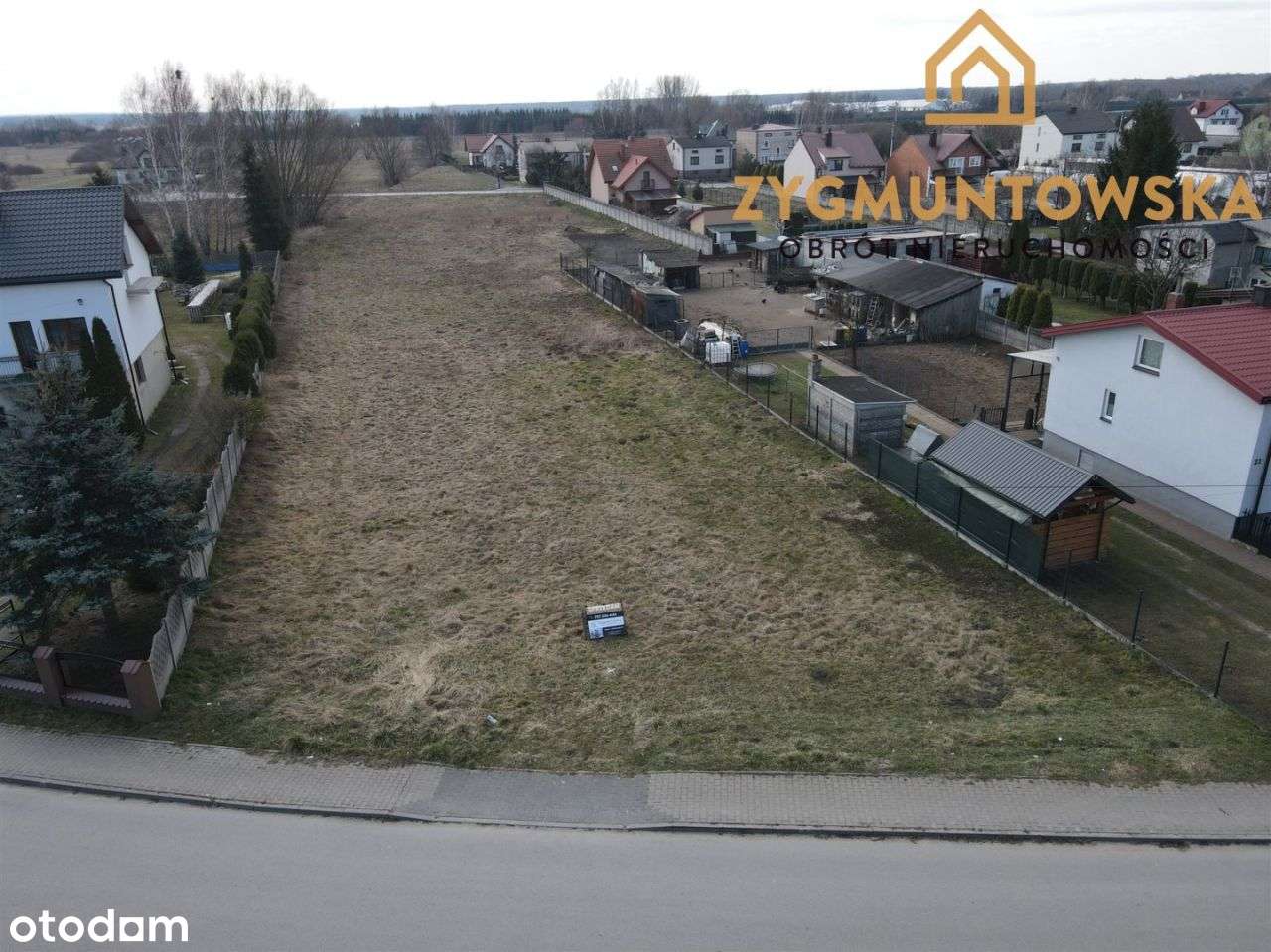 Działka na sprzedaż – dojazd z dwóch stron - Pełny obrazek: 3/7