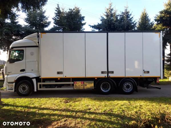 Mercedes-Benz Actros 2545 Super Stan IGŁA tylko 830tyś km Kabina sypialna - 8