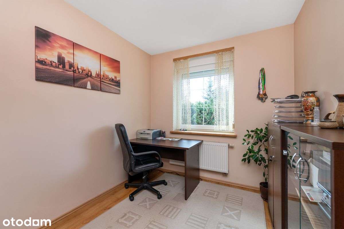 Dom wolnostojący na działce 1400m pośród zieleni-15