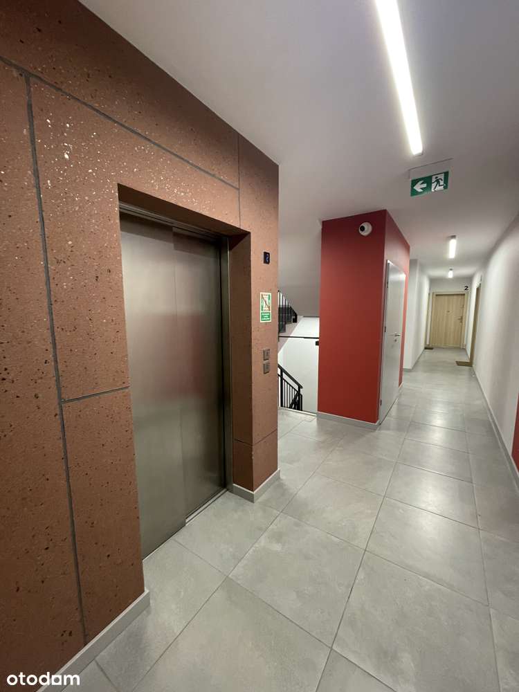 Nowoczesne Mieszkanie 63,07 m² z Miejscem Garażowym i Ogrodem-17