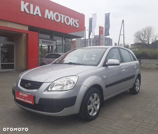 Kia Rio - 1