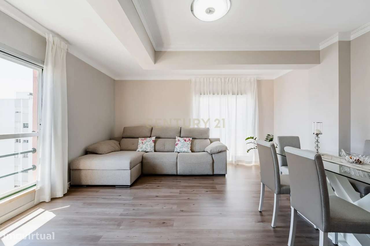 Apartamento T2 em Rio de Mouro, Sintra.-5