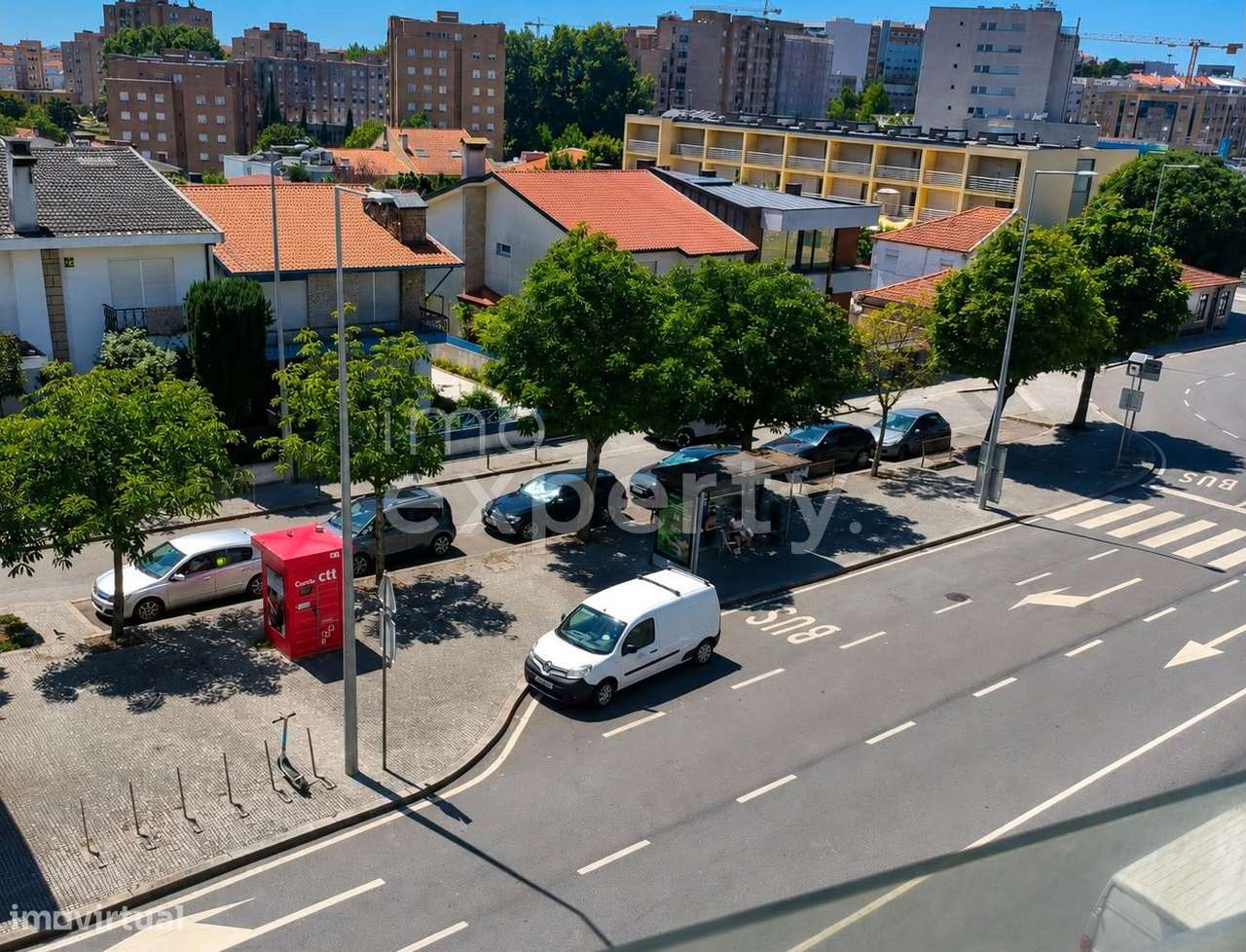 Apartamento T3 com garagem na Maia, Porto-12