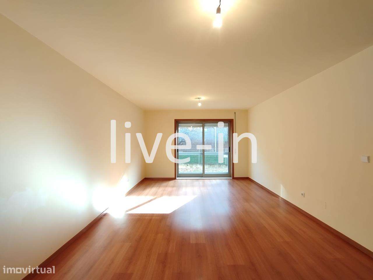 Apartamento T2 com boas áreas em Aradas - Grande imagem: 3/9