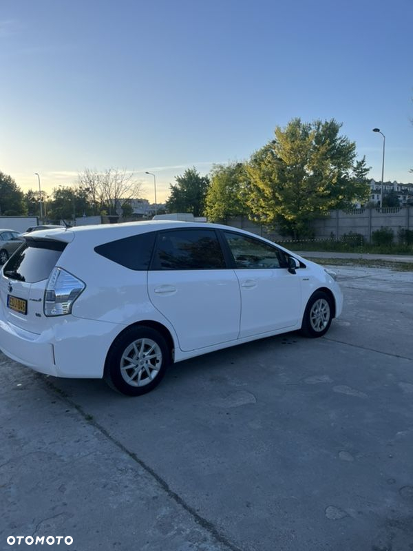 Toyota Prius+ 1.8 HSD Premium - 4