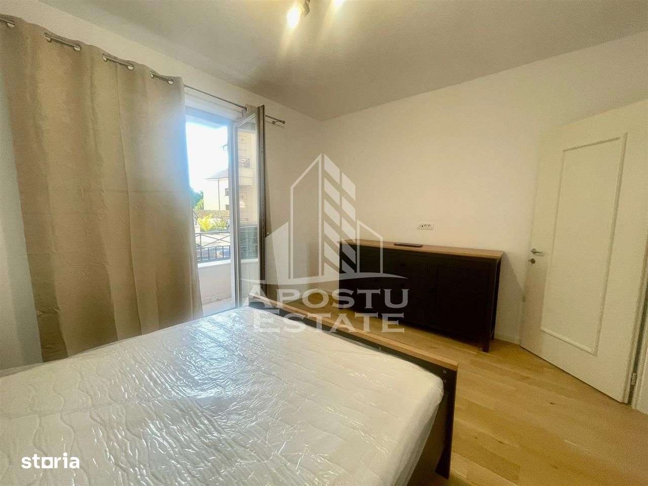 Apartament 2 camere, Centrala proprie , AC, curte  , Mehala - Imagine principală: 4/10