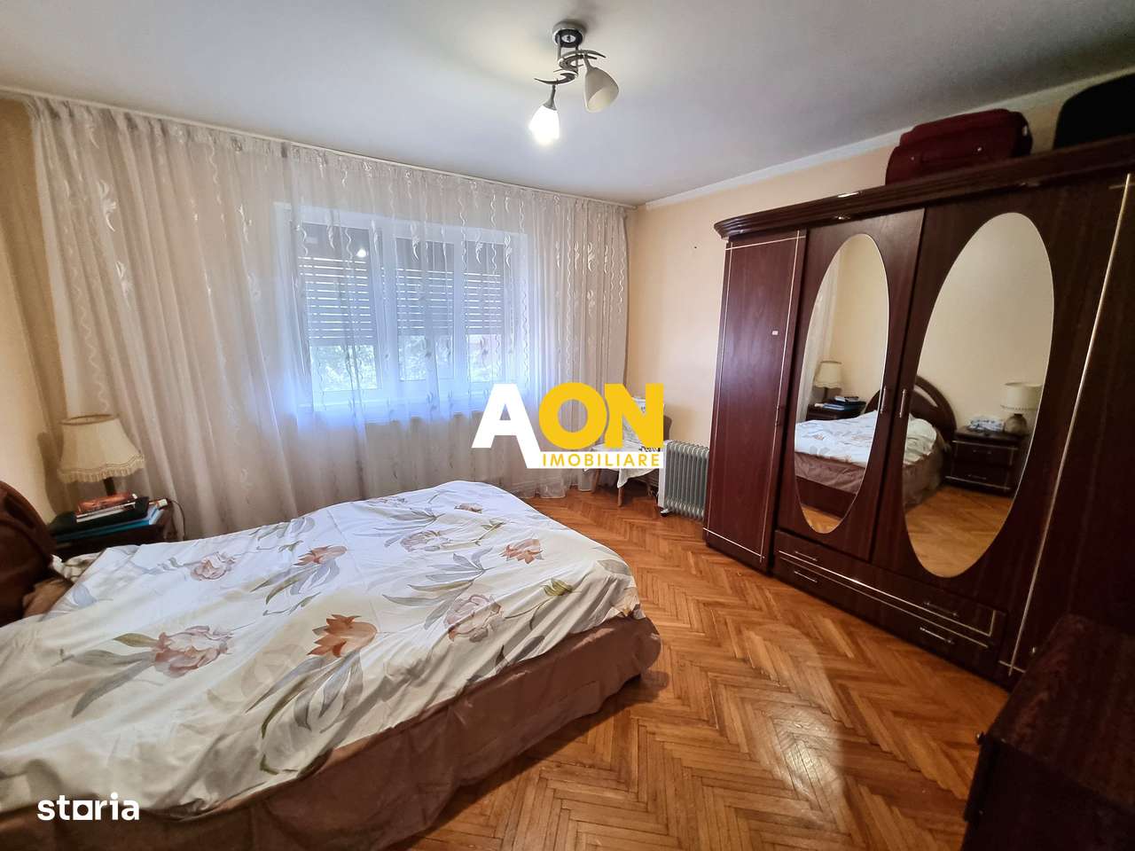 De inchiriat apartament 3 camere, zona Piata, Cetate - Imagine principală: 5/14
