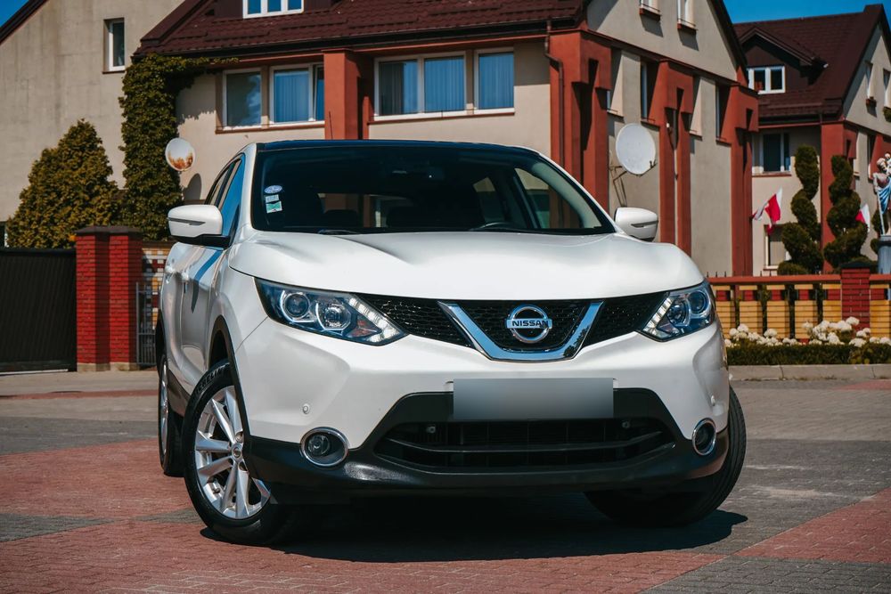 Nissan Qashqai II (2013-2021) 1.2 DIG-T Tekna 2015