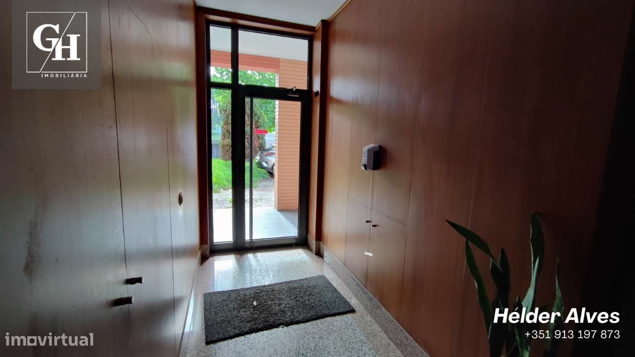 Apartamento T2 em Calendário com garagem fechada-21