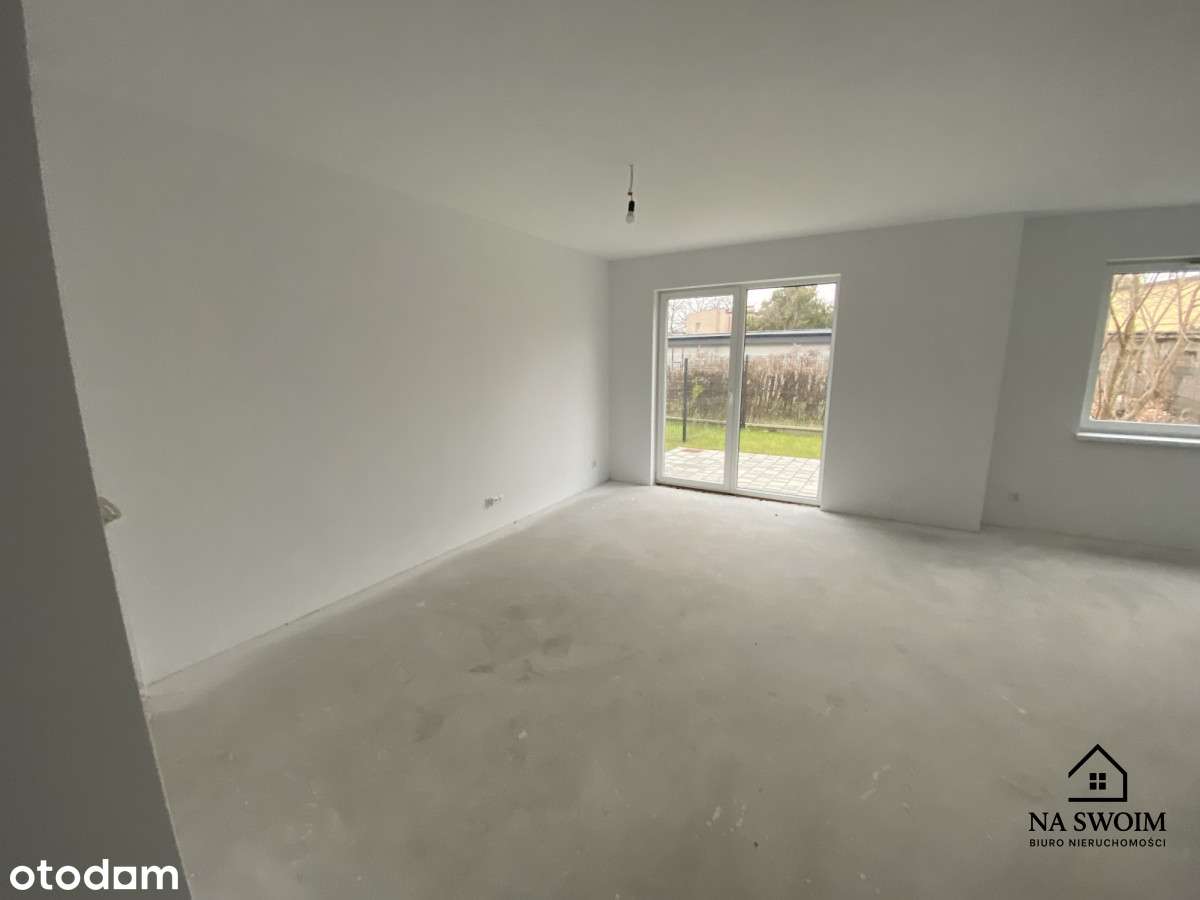 Nowoczesny dom z ogródkiem i garażem – 4 sypialnie-12