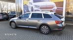 Skoda Superb 2.0 TDI SCR Style DSG - 2