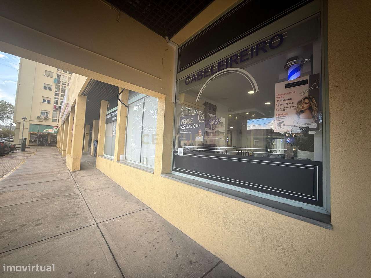 Loja totalmente equipada  – Santo António dos Cavaleiros-2