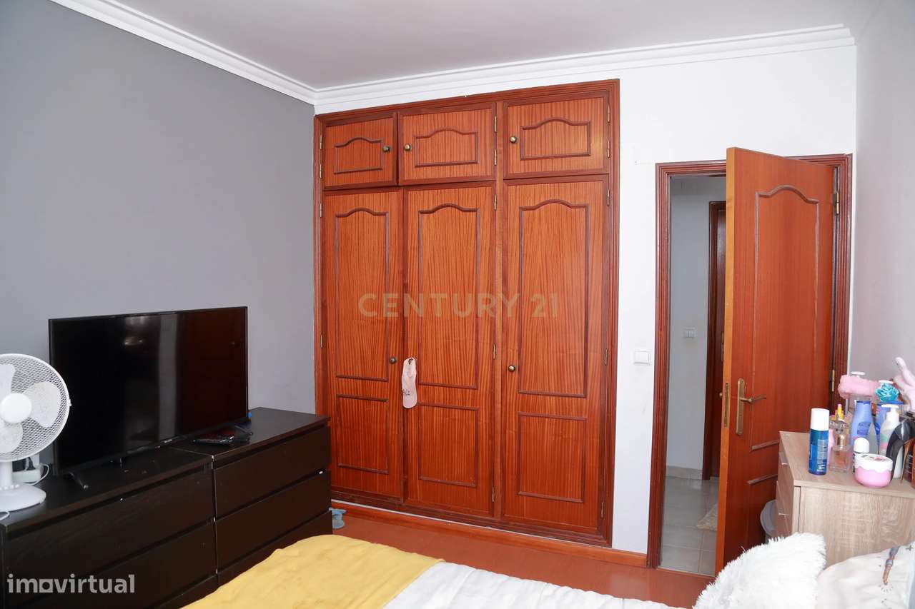 Apartamento T2, 1º andar na Qta. Courela, Paio Pires - Seixal-15