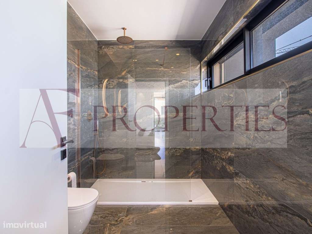 Moradia de luxo isolada com piscina aquecida, jardim e acabamentos ...-27