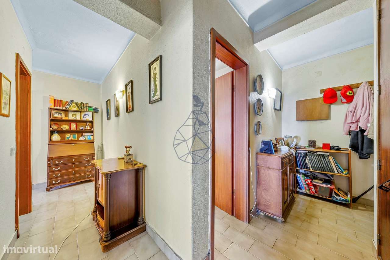 Apartamento T3 com exposição solar nascente /sul em Portimão-29