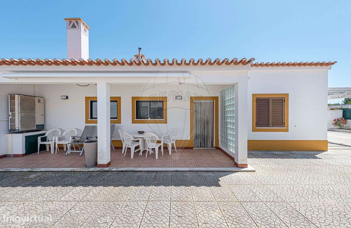 Moradia T4 para venda-24