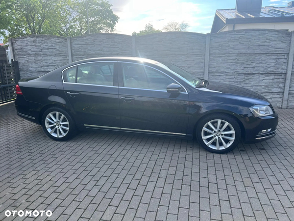 Volkswagen Passat 2.0 TSI Highline DSG - 4