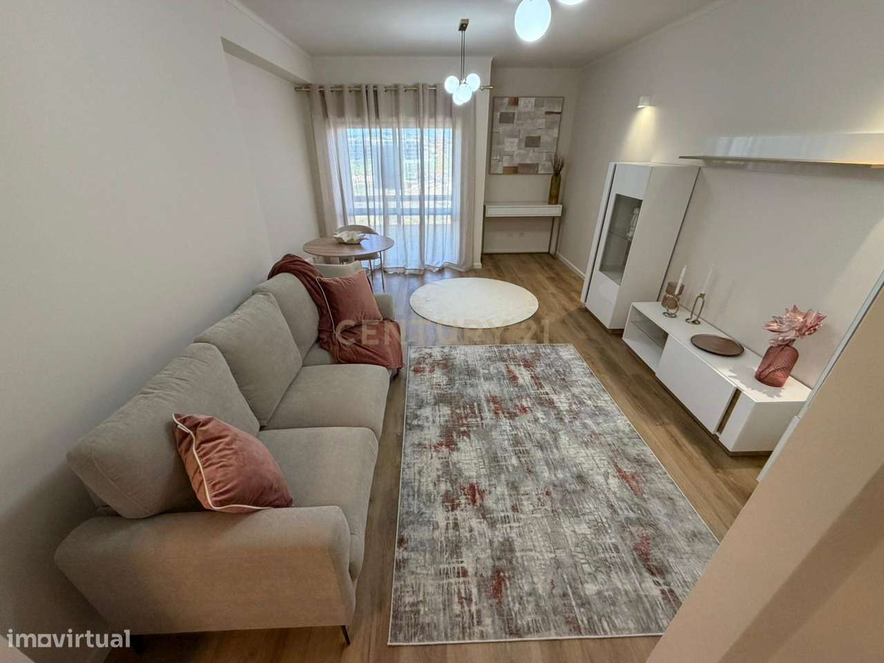 Apartamento T1+1 Renovado em Aver-o-Mar, Póvoa de Varzim-0