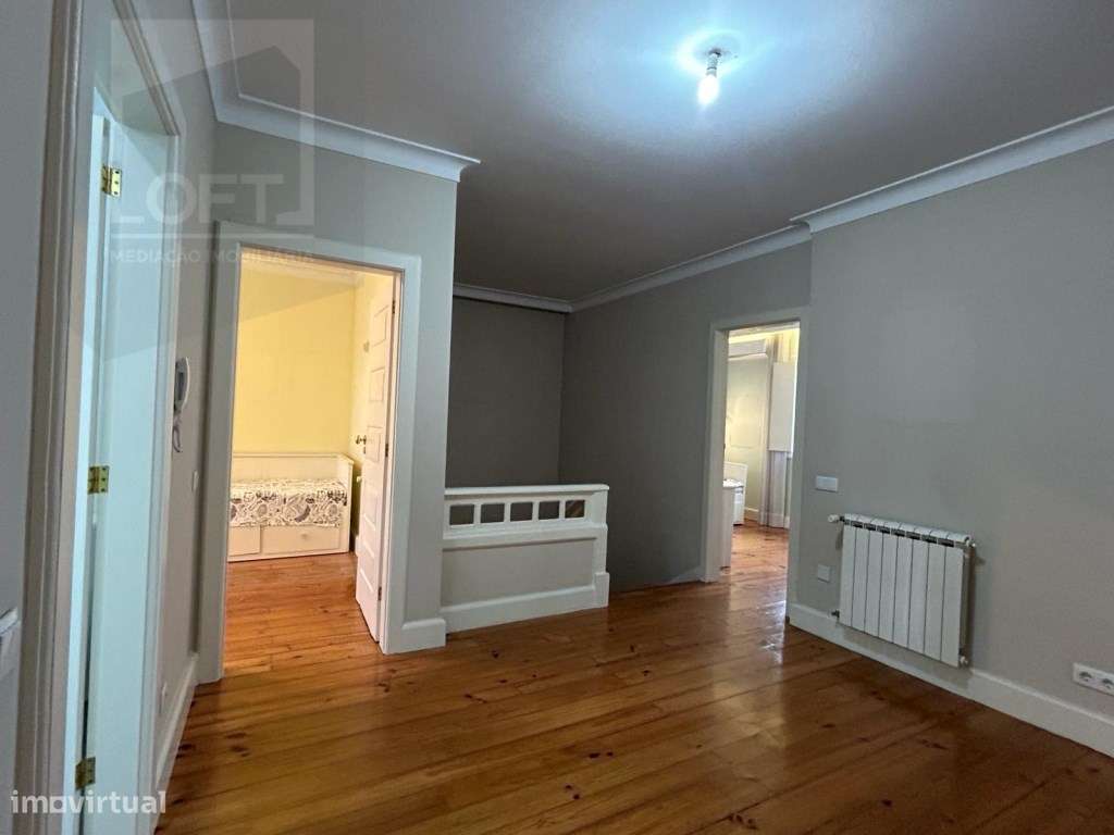 Moradia Geminada V5 p/ Venda em Guimarães-14