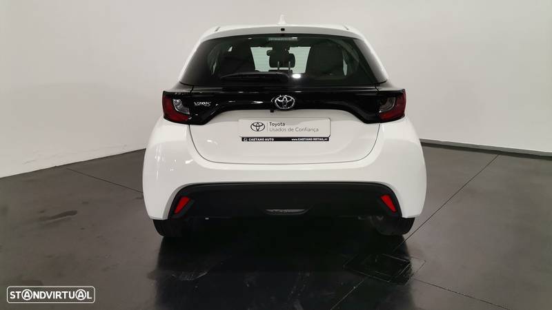 Toyota Yaris 1.0 VVT-i Comfort Plus - 4