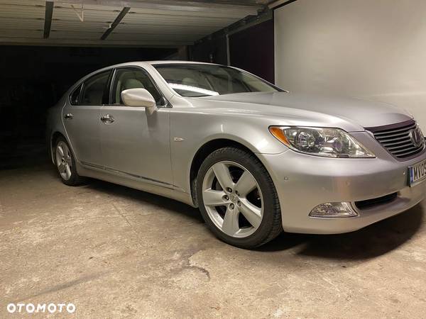 Lexus LS 460 Elegance - 11