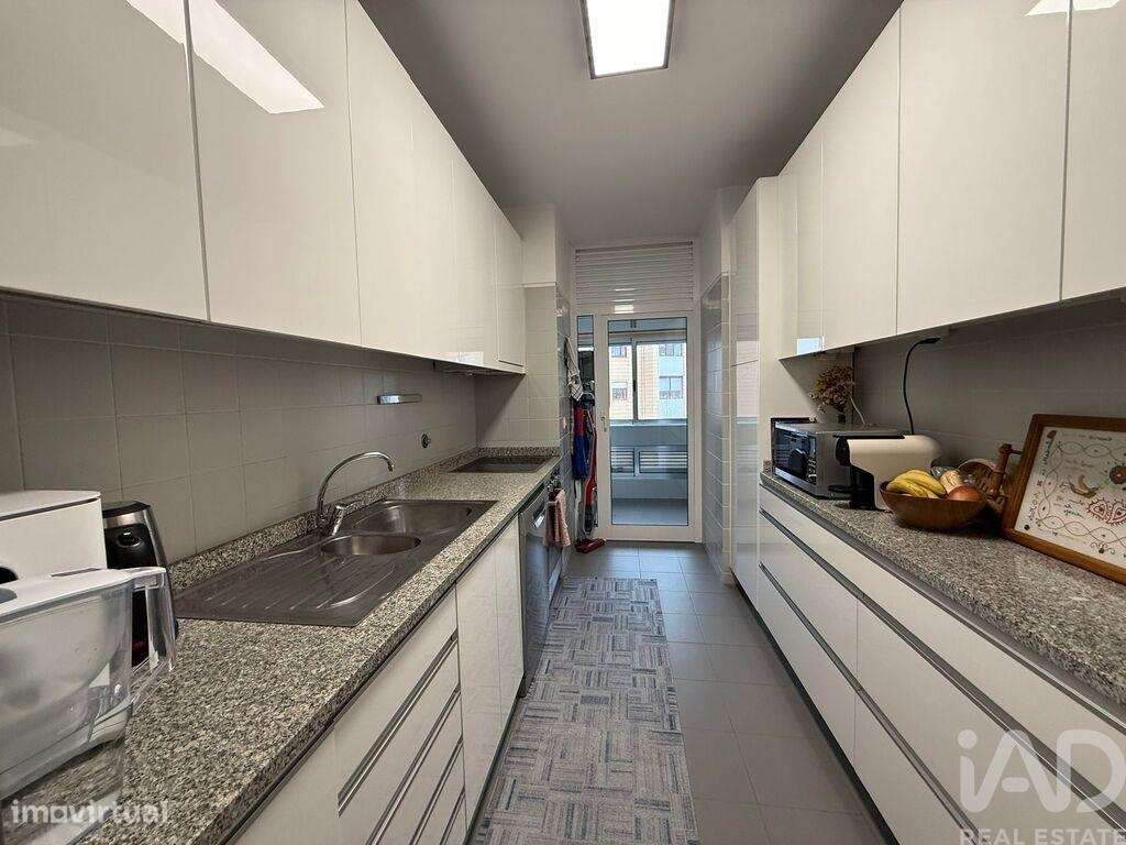 Apartamento T2 em Cidade da Maia de 105 m2 - Grande imagem: 2/17