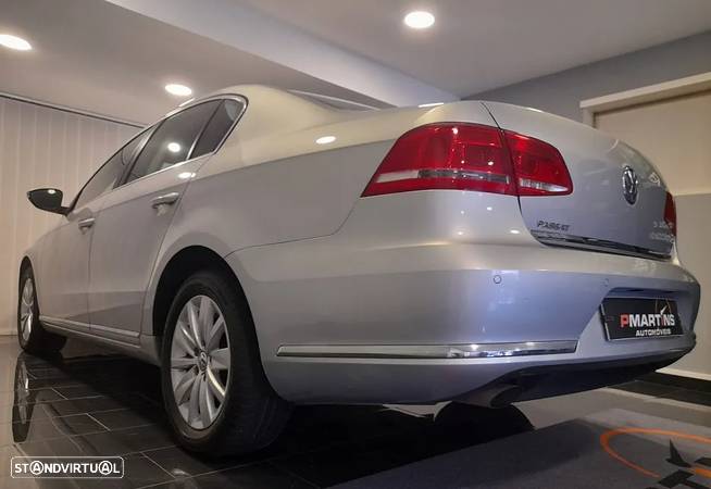 VW Passat 1.6 TDI Confortline - 13