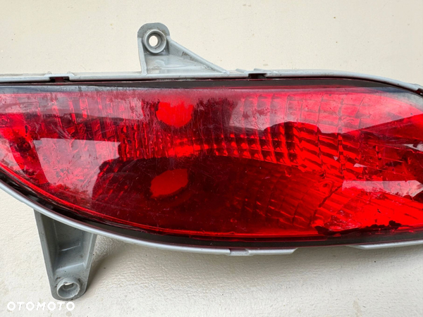 HYUNDAI I30 KOMBI 07-12R LAMPA PRZECIWMGIELNA PRAWY TYŁ PRAWA TYLNA - 3