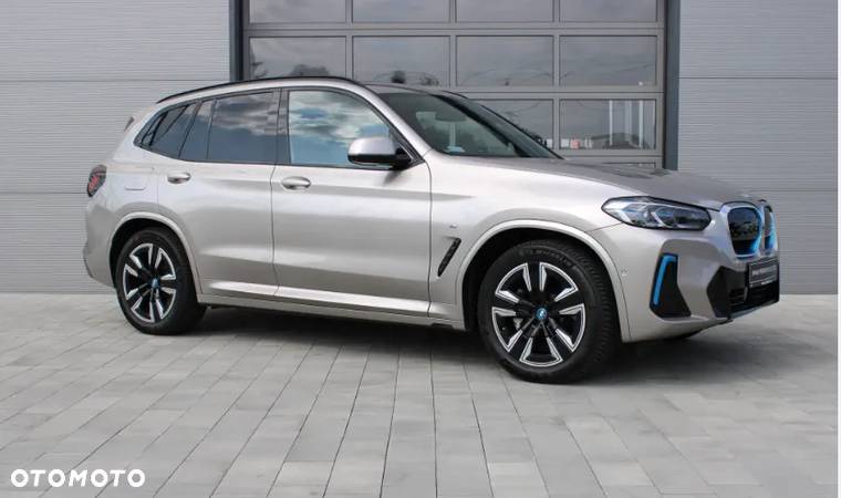 BMW iX3 Impressive - 8