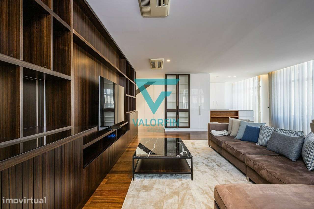 Apartamento T4 Duplex - Edifício Moagem - centro de LEIRIA - Grande imagem: 3/38