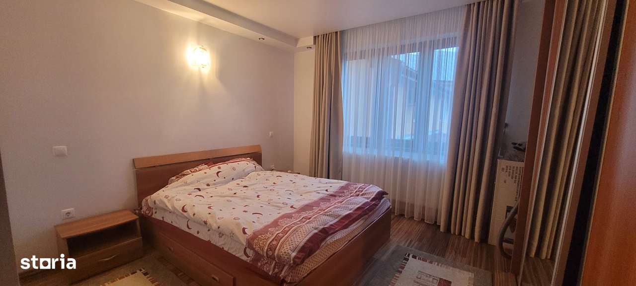 Apartament 2 camere , 72 mp, zona Parc Sub Arini - Imagine principală: 4/10