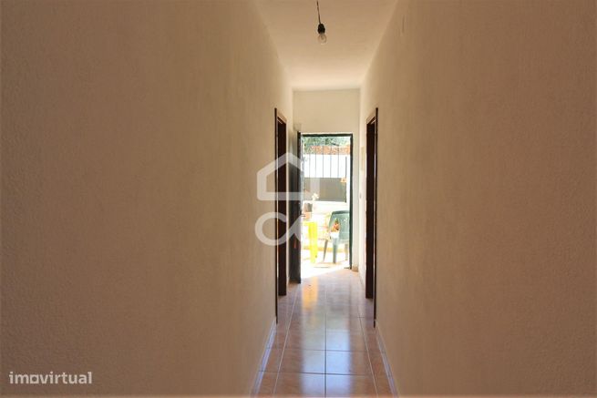 Moradia T2 inserida em Terreno de 528m2 em Gavião-2