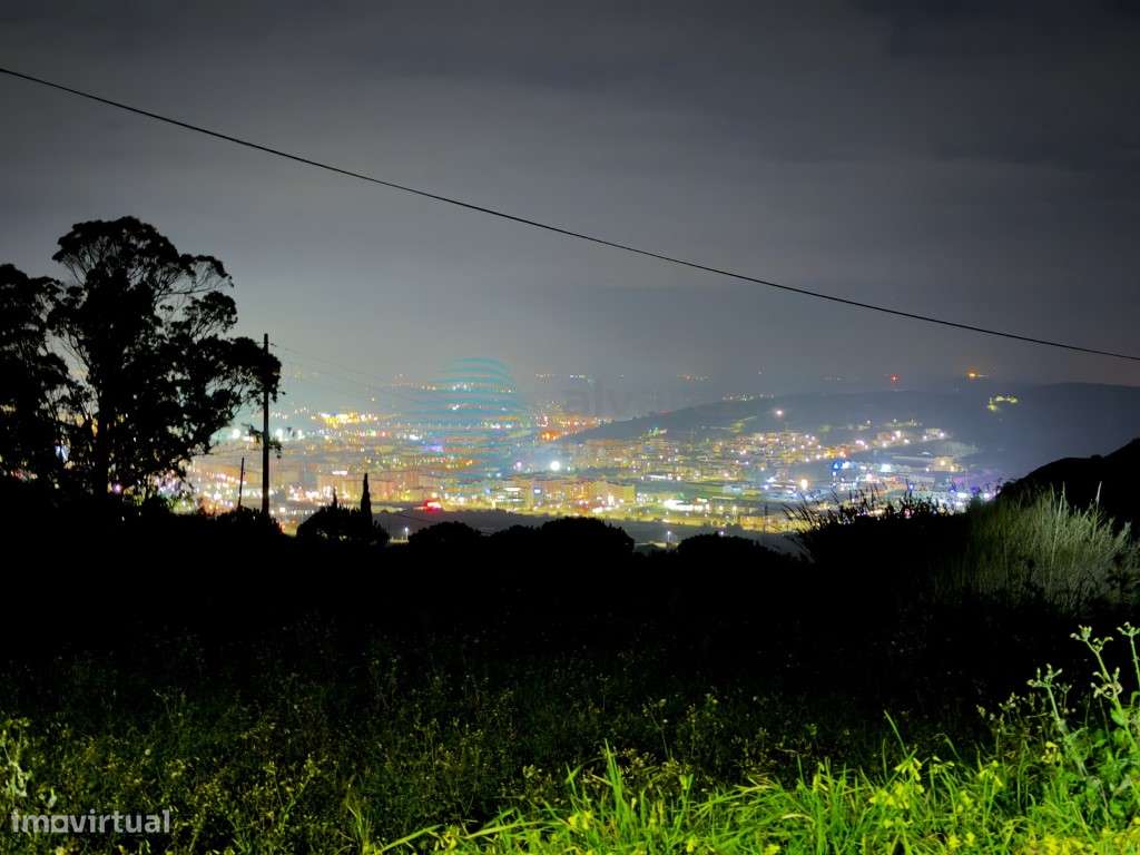 Terreno urbano com a melhor vista sobre a cidade de Torres Vedras-7