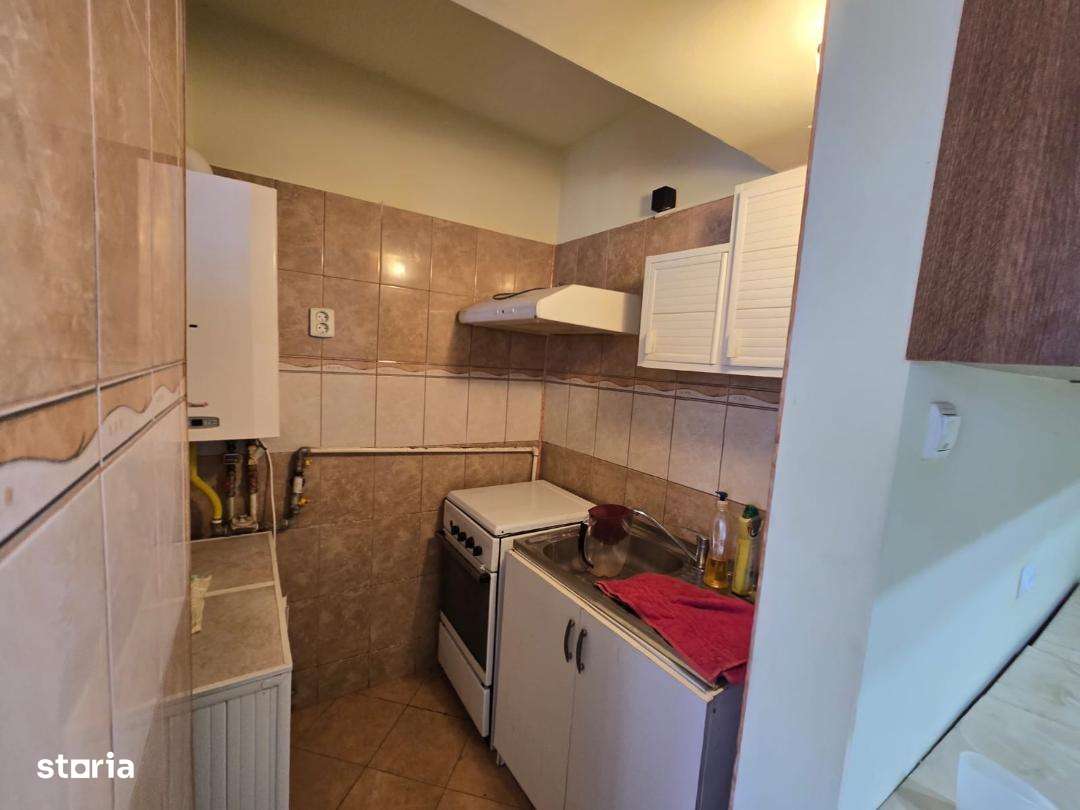 De vanzare Apartament 2 camere situat Ultracentral.-5