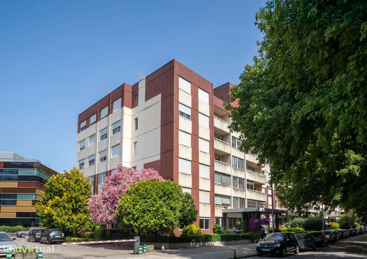 T3 rua Manuel Bandeira ao Campo Alegre - Grande imagem: 2/34