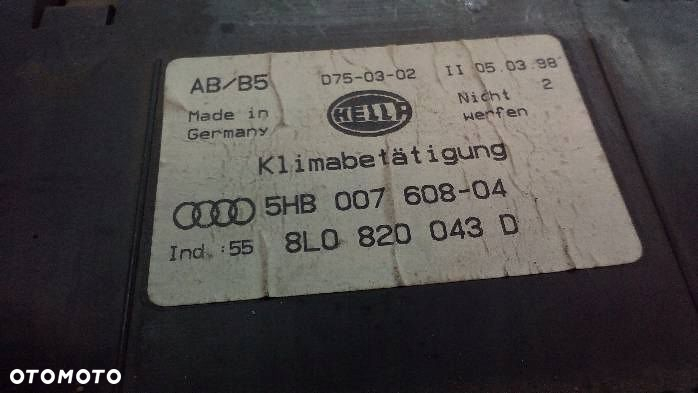 Panel nawiewu i klimatyzacji Audi A3 8L 8L0820043D - 3