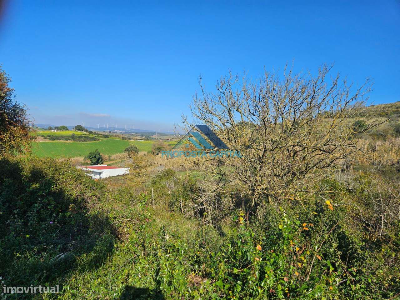 Terreno de 8960m2 para venda em Runa - Grande imagem: 2/5