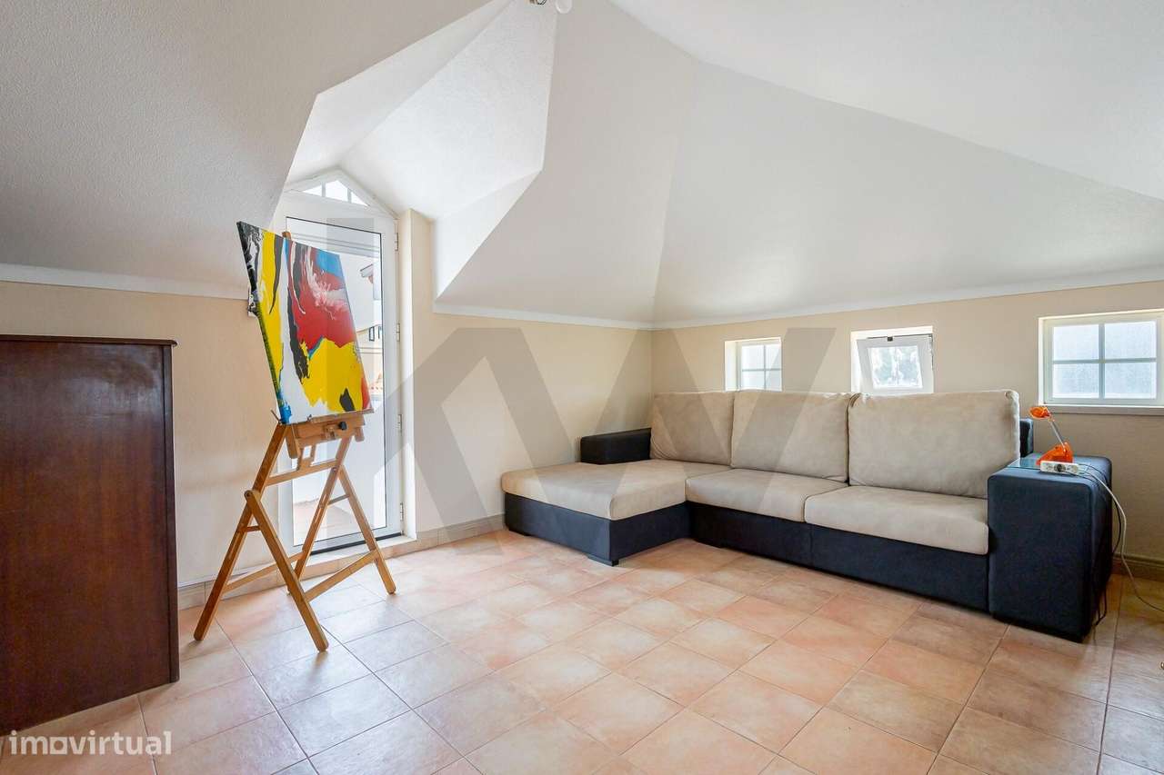 Moradia T5 com piscina junto à Quinta da Trindade / Quinta Dona Maria,-52