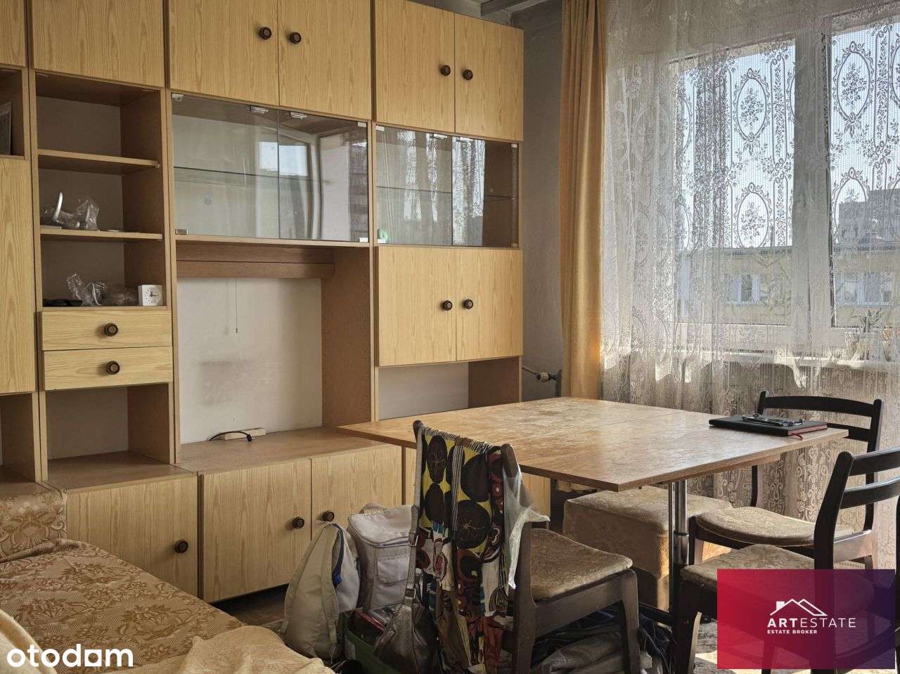 Przestronne 4-pokojowe mieszkanie z balkonem-2