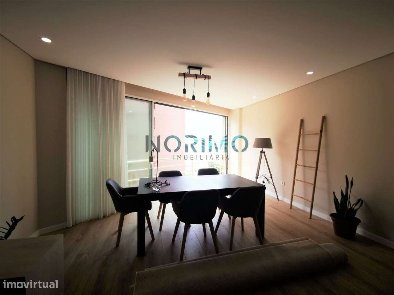 Apartamento T3 Frente Mar (Remodelado)-11