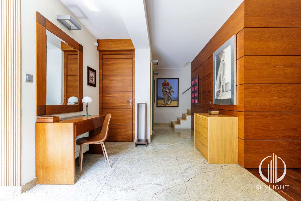 Dom w zabudowie segmentu-7