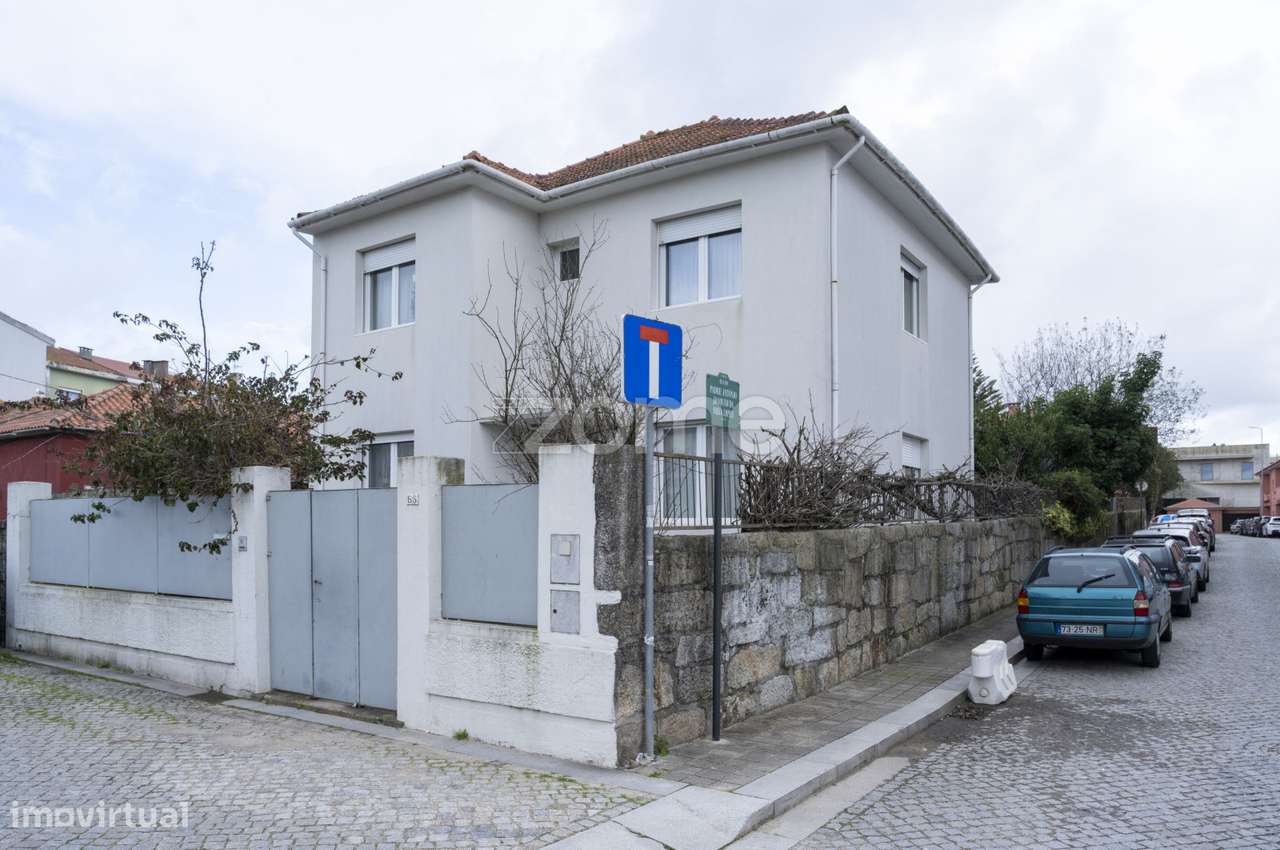 Moradia T4 c/ 278 m2 em Ramalde - Grande imagem: 2/50