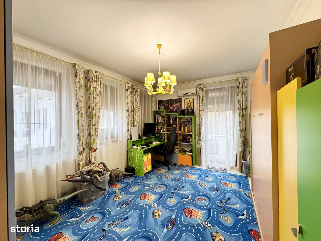 Vila lux cu 1000 mp teren pe Erou Iancu Nicolae langa Jolie Ville-17