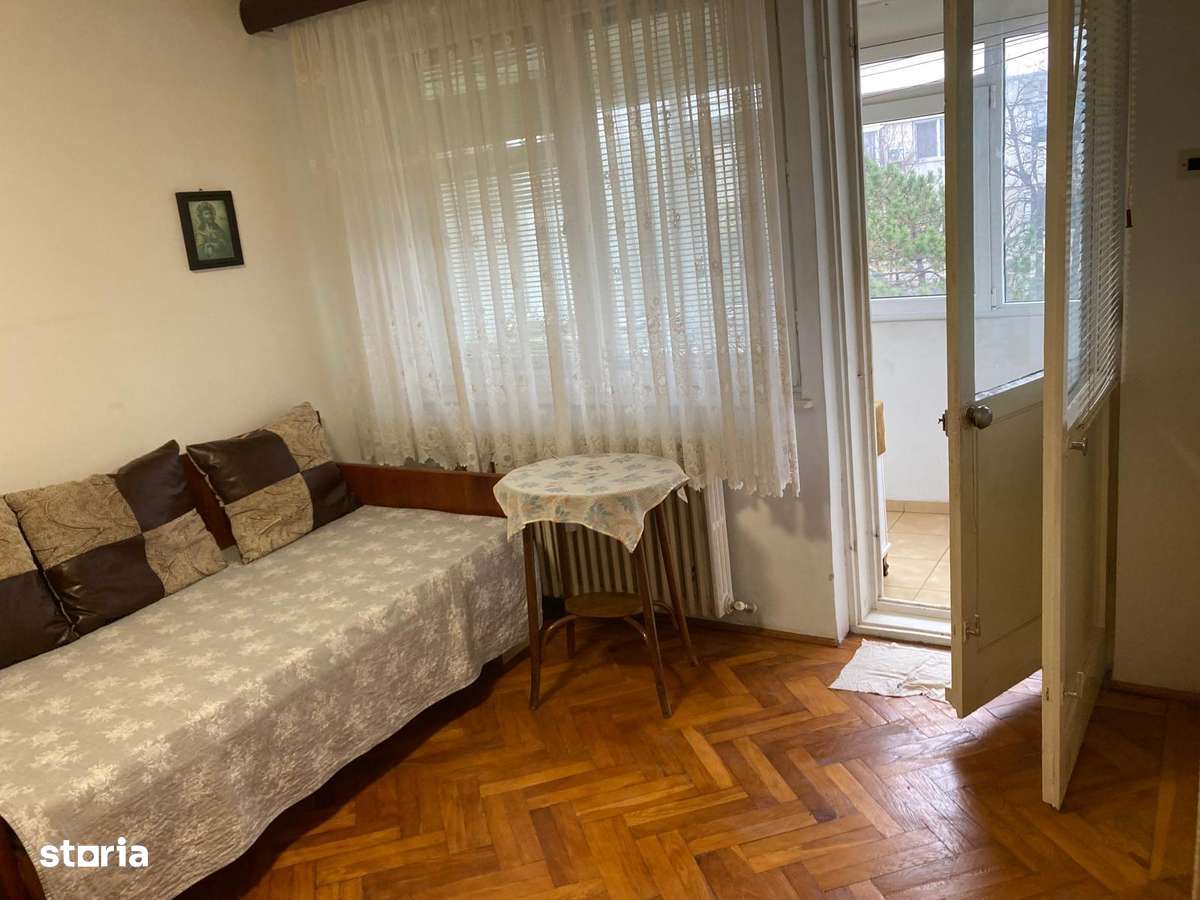 Ap  2 camere decomandat- zona Brotacei (Tomis 3)-1